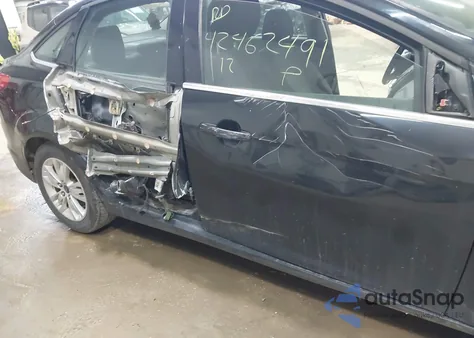 2012 Ford Focus Sel from USA, damaged, VIN 1FAHP3H27CL392991